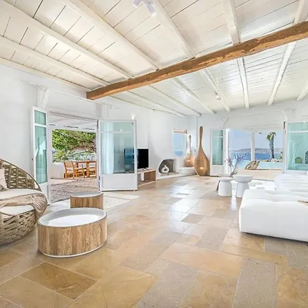 Is Situated On The Southern Part Of The Island Holiday home *